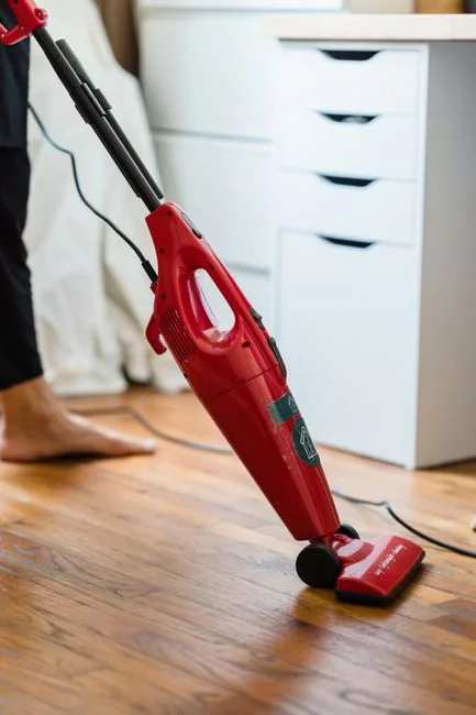 Cleaning time 🧼🤚 -- Thanks for visiting! Donations help & motivate me to keep uploading more 📸s. Even a buck or two helps. ➡️ https://www.buymeacoffee.com/uniqueton Found my photos useful? feel free to contact me about anything at email: uniquetonshots@gmail.com IG: @uniquetonshots